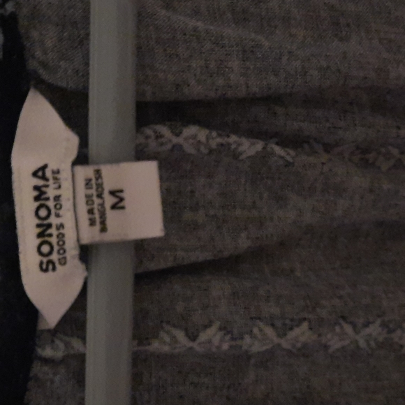 Shirt - Picture 3 of 3